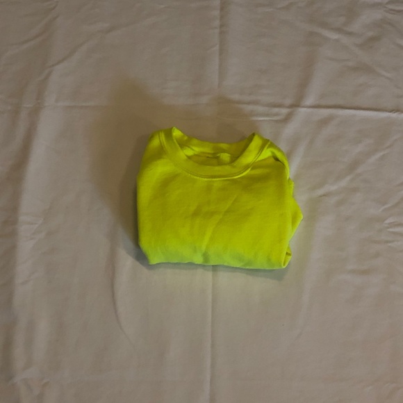 neon crew neck crop top - Picture 3 of 3